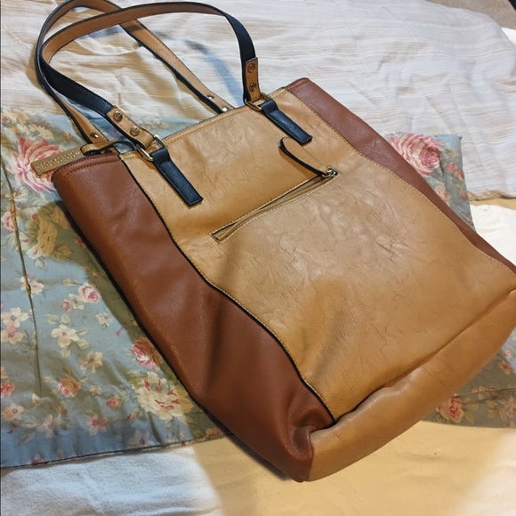 Shoulder Purse - Picture 1 of 4